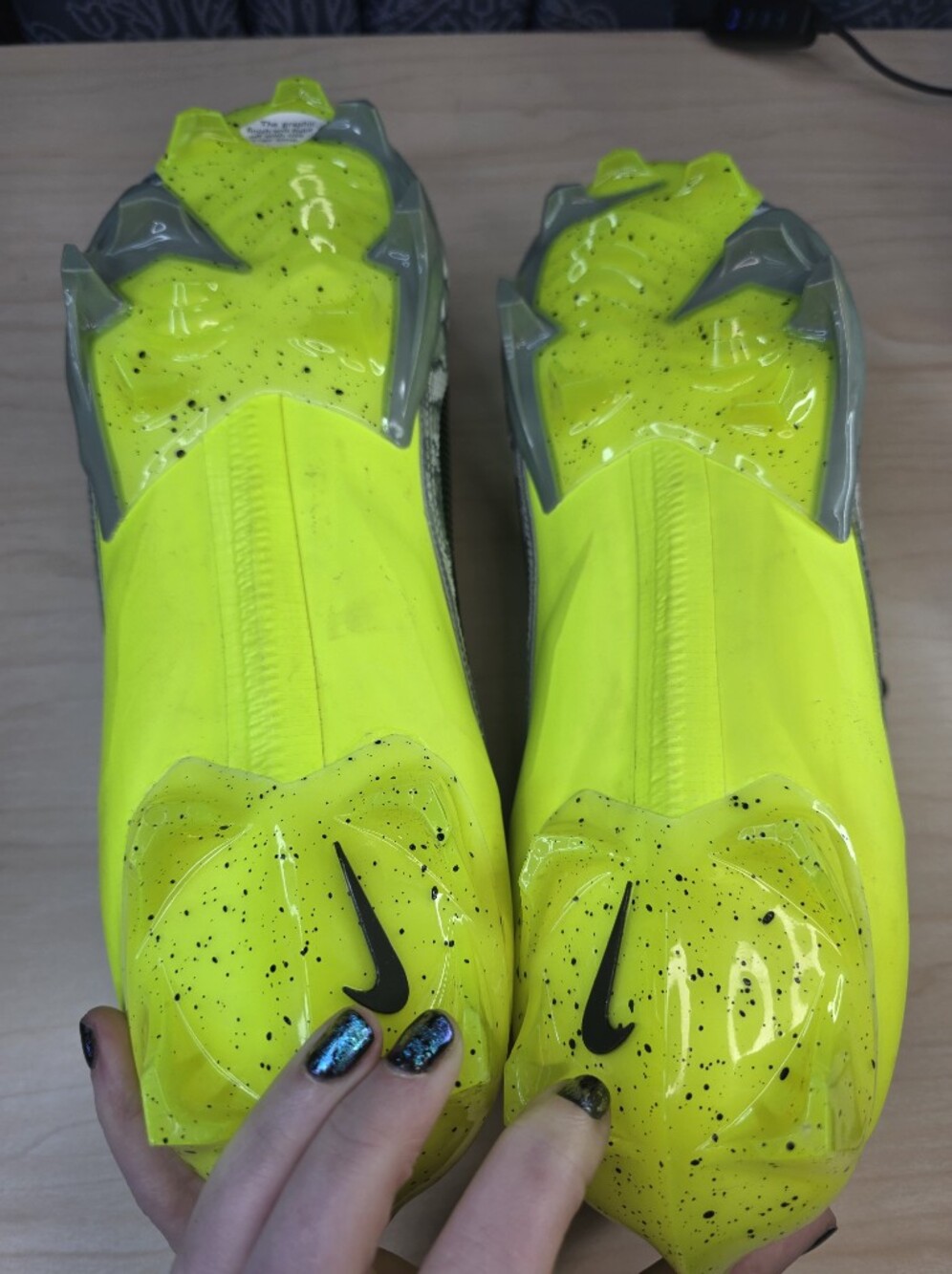 Nike Vapor Edge Elite 360 2 Football Cleats Mens 14 Volt Yellow Camo FB3347-703 - Picture 4 of 17